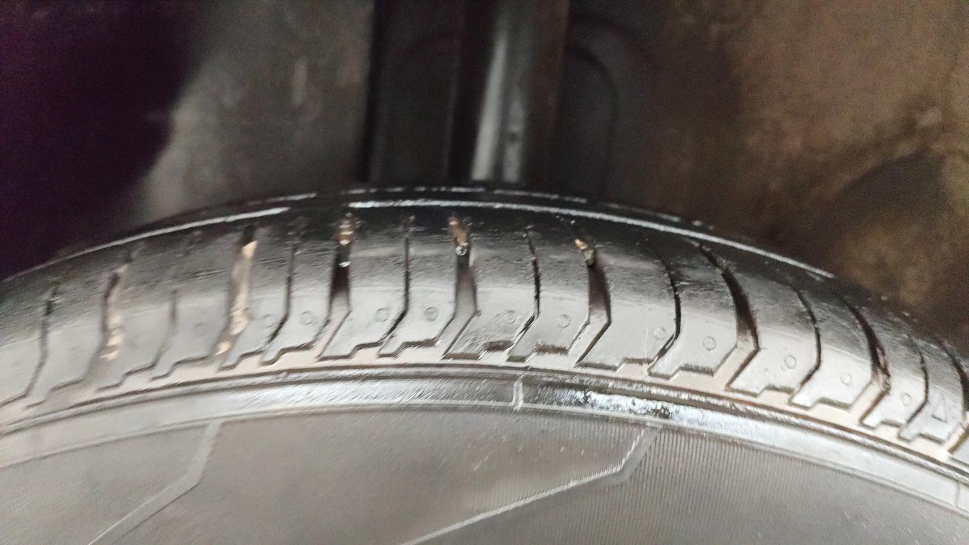 2023 Tata PUNCH ADVENTURE MT, Petrol, Manual, 38,755 km, Right Rear Tyre Tread