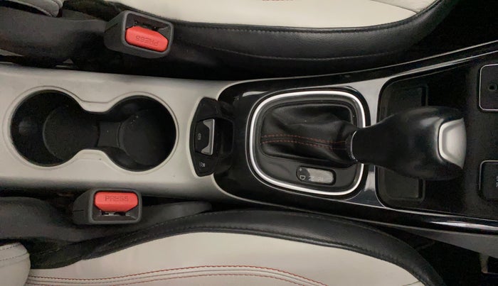 2017 Jeep Compass LIMITED 1.4 PETROL AT, Petrol, Automatic, 72,758 km, Gear Lever