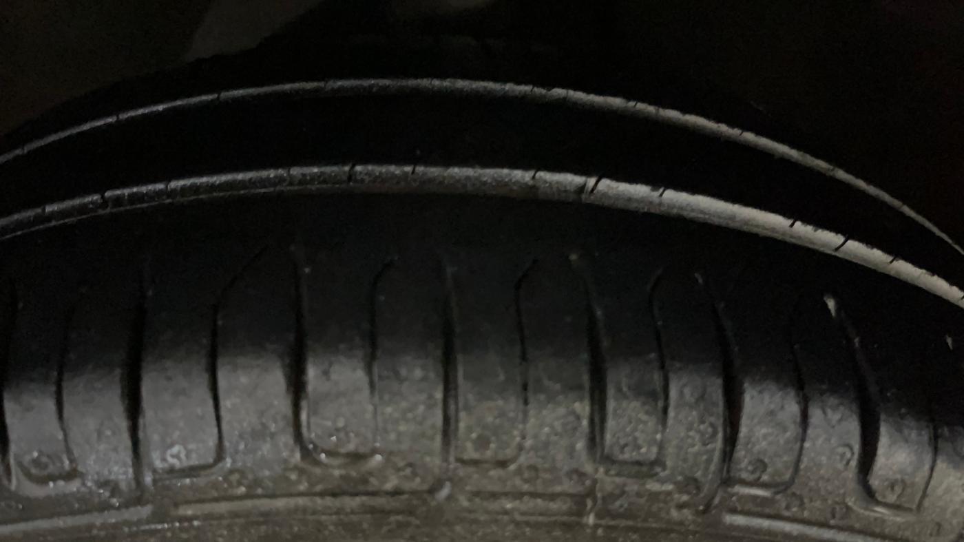 2018 Maruti Alto K10 VXI, Petrol, Manual, 66,279 km, Left Front Tyre Tread