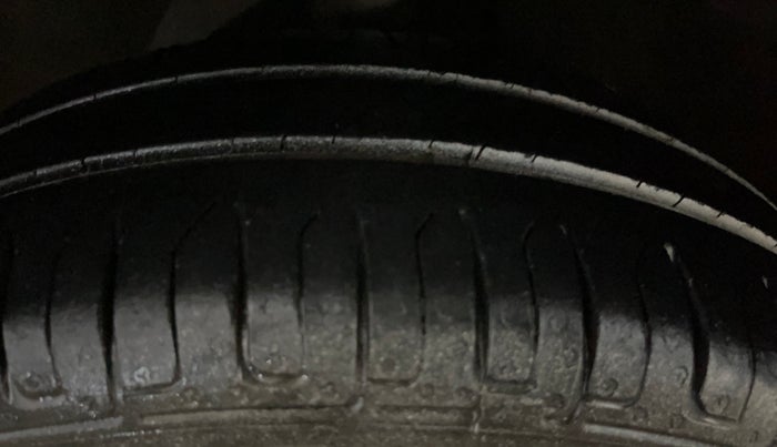 2018 Maruti Alto K10 VXI, Petrol, Manual, 66,228 km, Left Front Tyre Tread