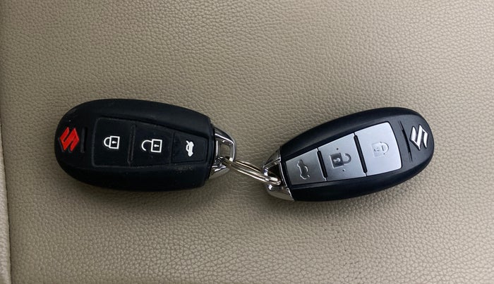 2014 Maruti Ciaz ZDI+, Diesel, Manual, 96,782 km, Key Close Up