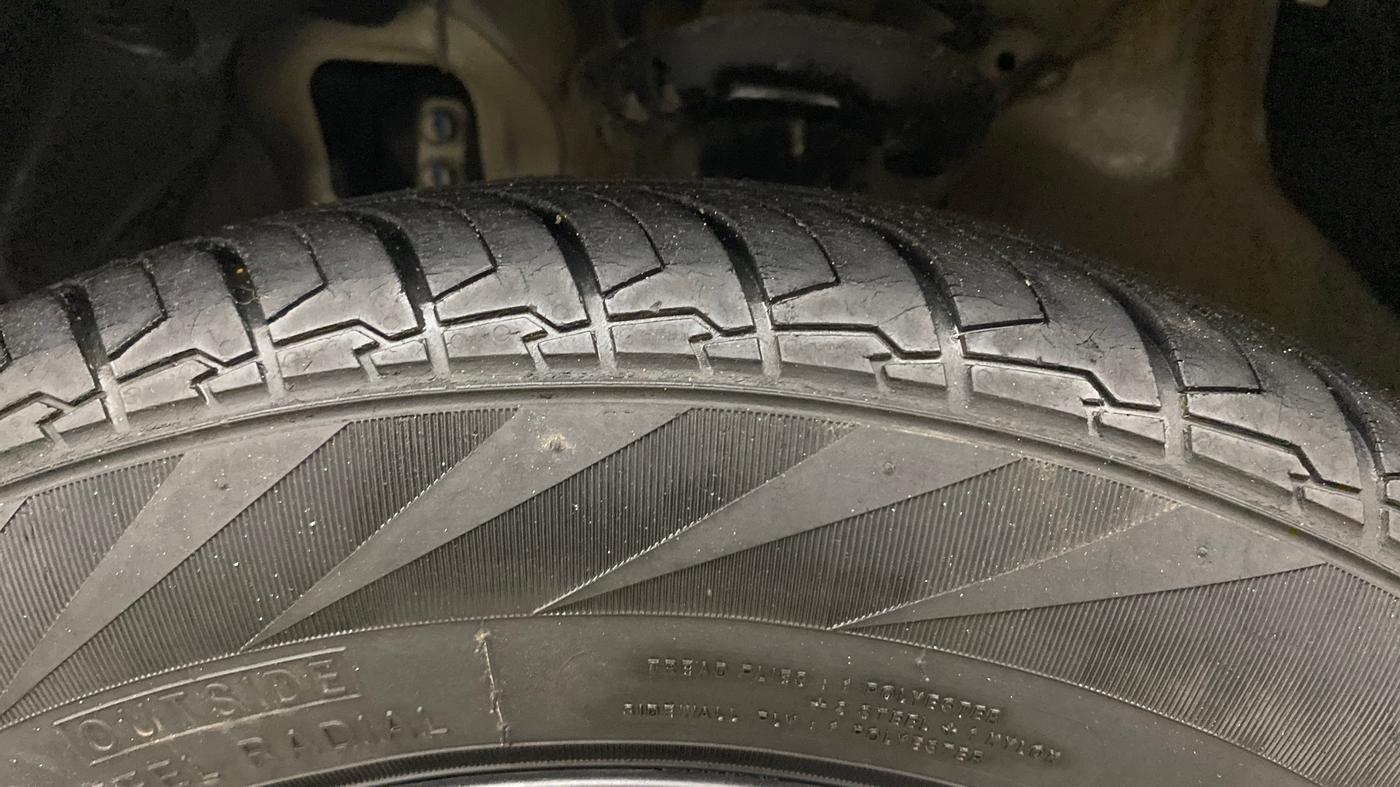 2023 Hyundai EXTER SX(O), Petrol, Manual, 55,247 km, Left Front Tyre Tread