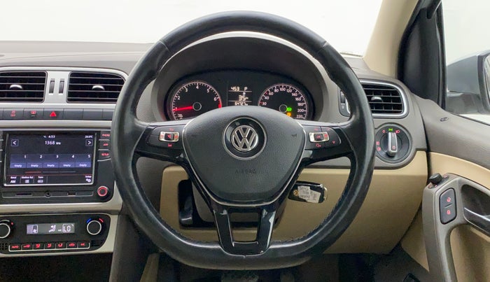 2017 Volkswagen Vento HIGHLINE PETROL AT, Petrol, Automatic, 64,808 km, Steering Wheel Close Up