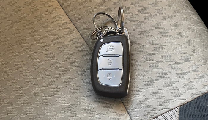 2018 Hyundai Elite i20 ASTA 1.2 (O), Petrol, Manual, 68,964 km, Key Close Up