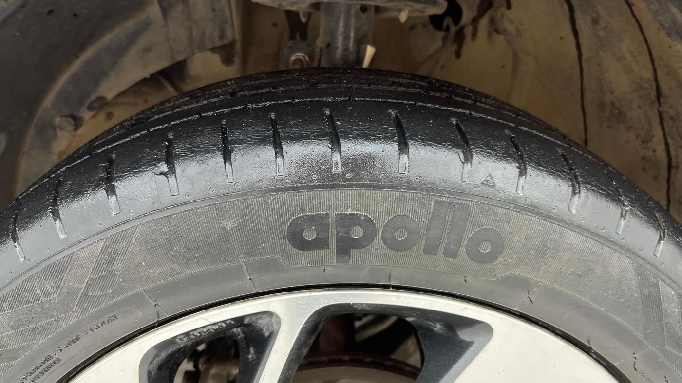 2021 Maruti Baleno ZETA PETROL 1.2, Petrol, Manual, 60,409 km, Left Front Tyre Tread