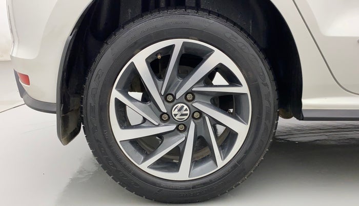 2020 Volkswagen Polo COMFORTLINE PLUS 1.0L MPI, Petrol, Manual, 17,151 km, Right Rear Wheel