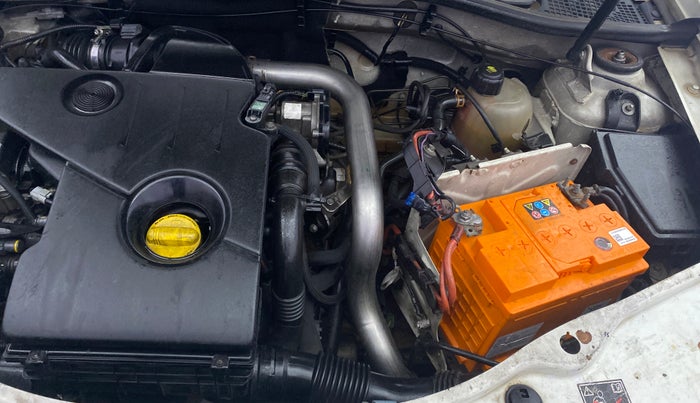 2013 Nissan Terrano XL D THP 110 PS, Diesel, Manual, 1,42,835 km, Engine View - Left