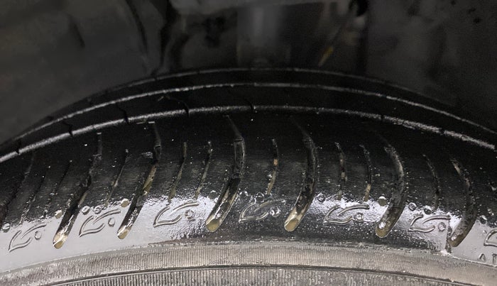 2021 Tata ALTROZ XZ PETROL, Petrol, Manual, 48,431 km, Left Front Tyre Tread