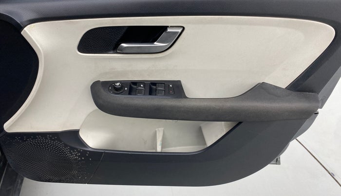 2021 Tata ALTROZ XZ PETROL, Petrol, Manual, 48,431 km, Driver Side Door Panels Control