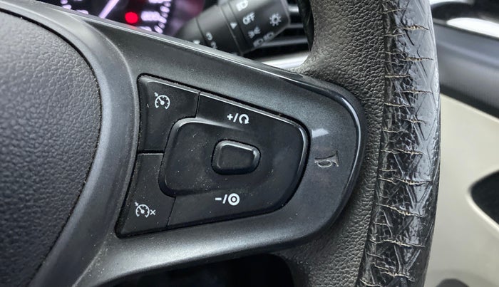 2021 Tata ALTROZ XZ PETROL, Petrol, Manual, 48,431 km, Adaptive Cruise Control