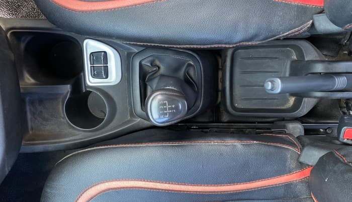 2018 Datsun Redi Go T (O), Petrol, Manual, 38,464 km, Gear Lever