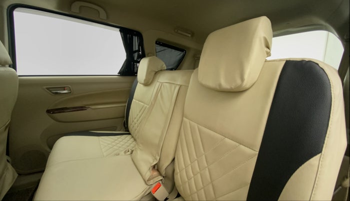 2017 Maruti Ertiga VDI SHVS, Diesel, Manual, 20,569 km, Right Side Rear Door Cabin