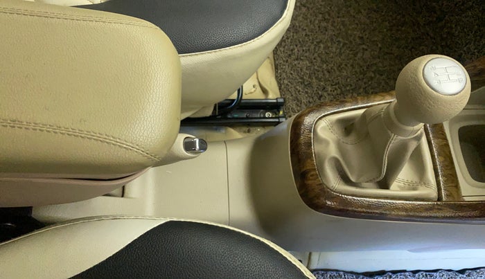 2017 Maruti Ertiga VDI SHVS, Diesel, Manual, 20,569 km, Gear Lever
