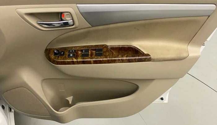 2017 Maruti Ertiga VDI SHVS, Diesel, Manual, 20,569 km, Driver Side Door Panels Control