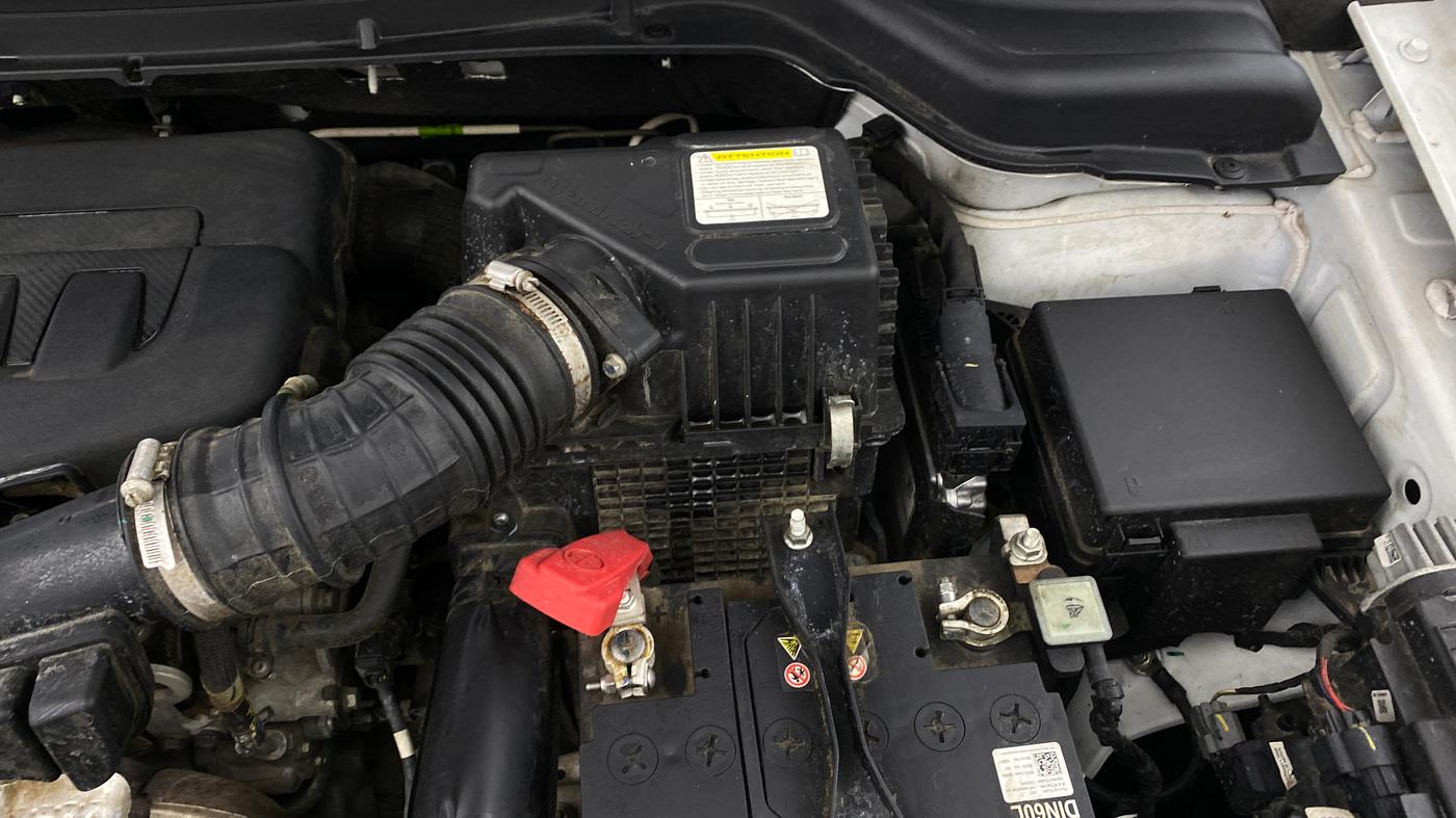 2024 Mahindra XUV 3XO AX5 1.2 L TCMPFI AT, Petrol, Automatic, 16,424 km, Engine View - Left