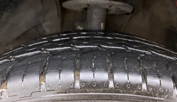 2020 Toyota Glanza G, Petrol, Manual, 50,209 km, Left Front Tyre Tread