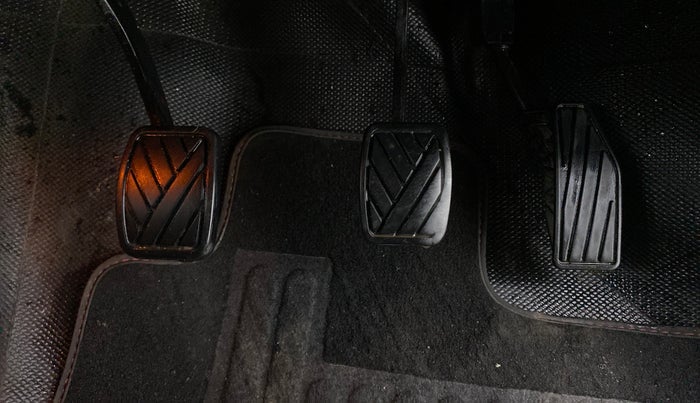 2020 Toyota Glanza G, Petrol, Manual, 50,209 km, Pedals