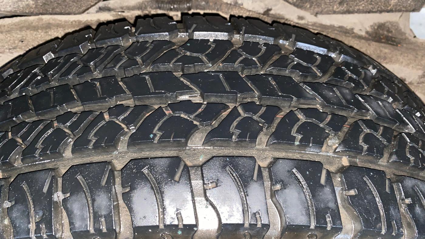 2021 Mahindra Thar LX HT PETROL 4WD MT, Petrol, Manual, 8,520 km, Left Rear Tyre Tread