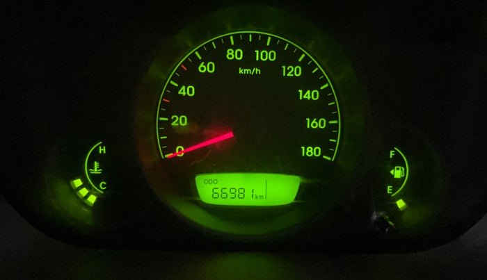 2017 Hyundai Eon ERA +, Petrol, Manual, 66,968 km, Odometer Image