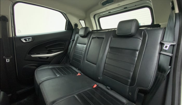 2018 Ford Ecosport 1.5 TITANIUM PLUS TI VCT AT, Petrol, Automatic, 74,401 km, Right Side Rear Door Cabin