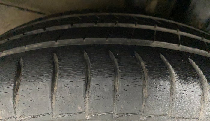 2019 Hyundai NEW SANTRO SPORTZ CNG, CNG, Manual, 37,502 km, Left Rear Tyre Tread