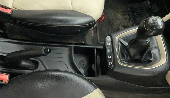 2019 Hyundai NEW SANTRO SPORTZ CNG, CNG, Manual, 37,502 km, Gear Lever