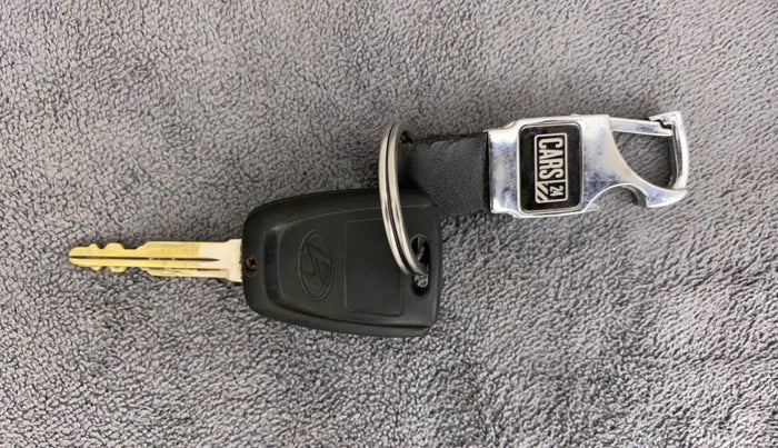 2019 Hyundai NEW SANTRO SPORTZ CNG, CNG, Manual, 37,502 km, Key Close Up