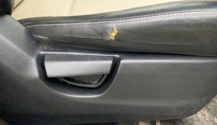 2019 Hyundai NEW SANTRO SPORTZ CNG, CNG, Manual, 37,502 km, Driver Side Adjustment Panel