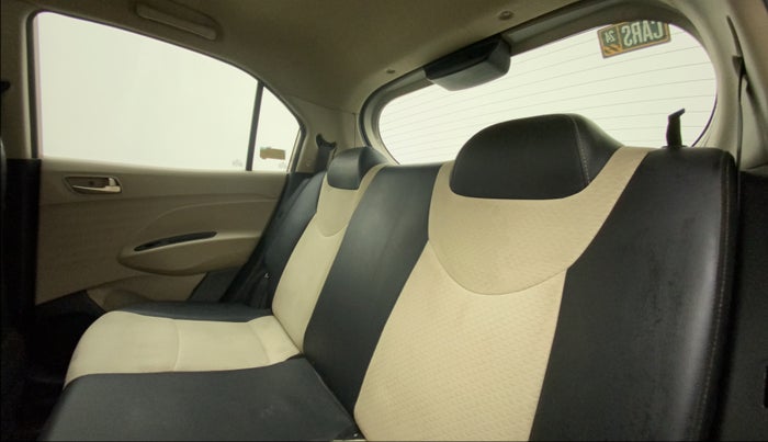 2019 Hyundai NEW SANTRO SPORTZ CNG, CNG, Manual, 37,502 km, Right Side Rear Door Cabin