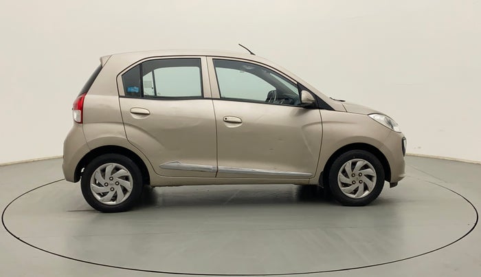 2019 Hyundai NEW SANTRO SPORTZ CNG, CNG, Manual, 37,502 km, Right Side View