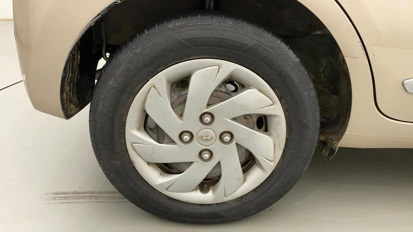 2019 Hyundai NEW SANTRO SPORTZ CNG, CNG, Manual, 37,502 km, Right Rear Wheel