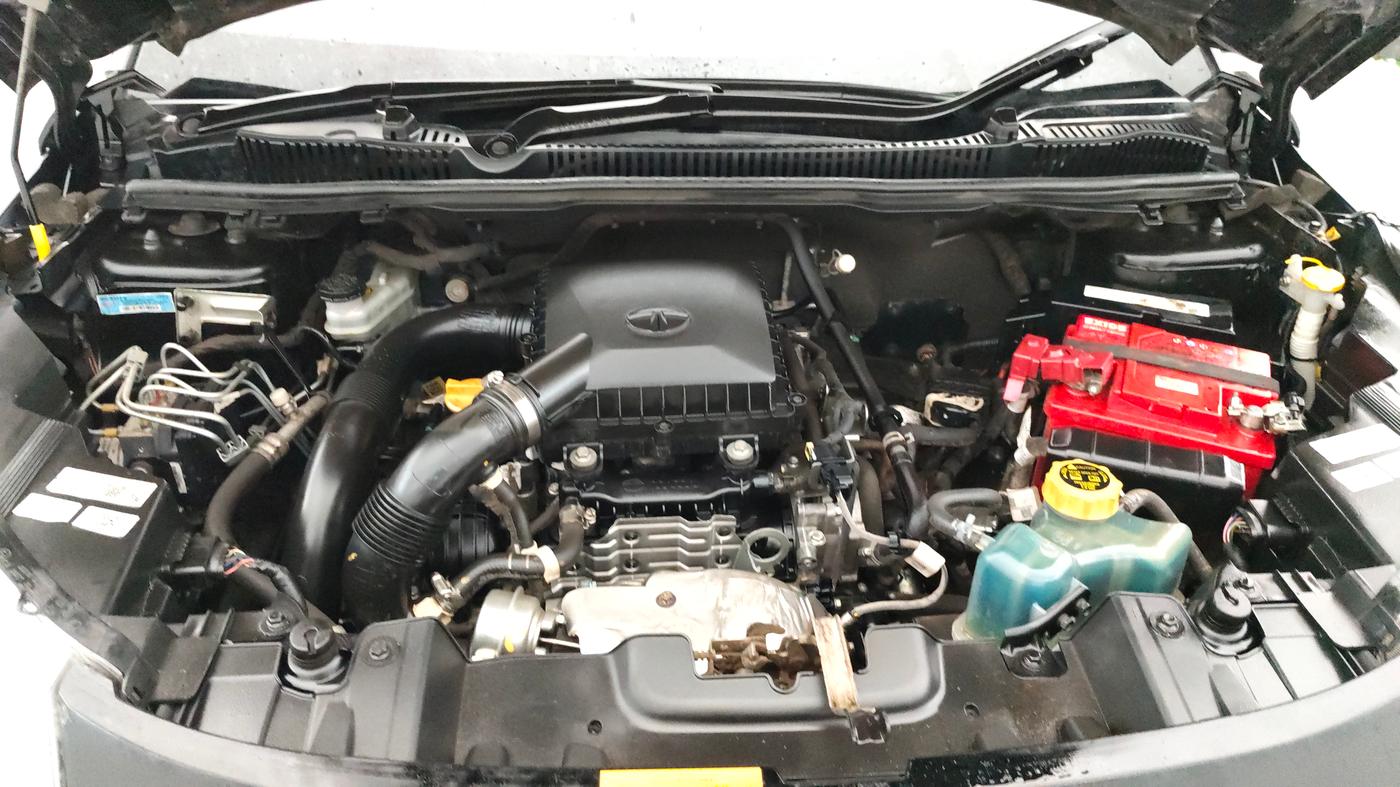 2022 Tata NEXON XZA PLUS (O) PETROL DARK EDITION, Petrol, Automatic, 47,975 km, Engine View