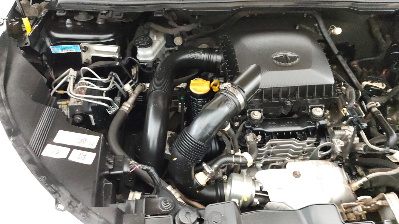 2022 Tata NEXON XZA PLUS (O) PETROL DARK EDITION, Petrol, Automatic, 47,975 km, Engine View - Right