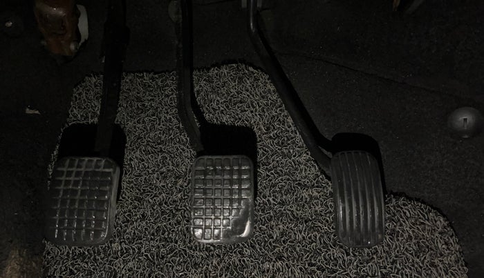 2018 Tata Tiago XT PETROL, Petrol, Manual, 71,696 km, Pedals