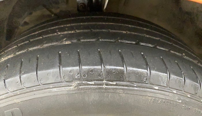 2018 Maruti Baleno DELTA DIESEL 1.3, Diesel, Manual, 42,622 km, Left Front Tyre Tread