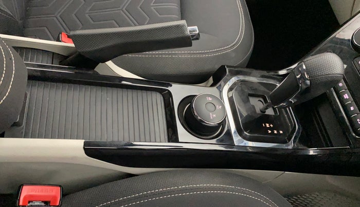 2022 Tata NEXON XZA PLUS (O) DIESEL DUAL TONE, Diesel, Automatic, 24,980 km, Gear Lever
