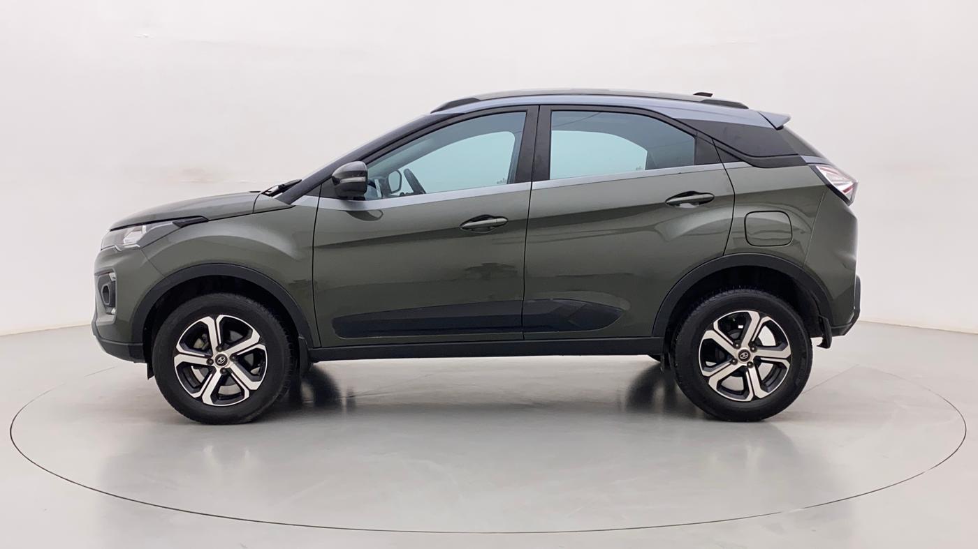 2022 Tata NEXON XZA PLUS (O) DIESEL DUAL TONE, Diesel, Automatic, 24,980 km, Left Side