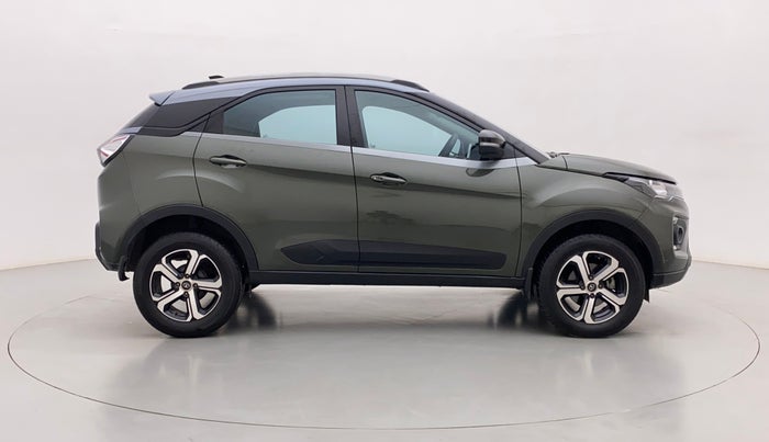 2022 Tata NEXON XZA PLUS (O) DIESEL DUAL TONE, Diesel, Automatic, 24,980 km, Right Side View