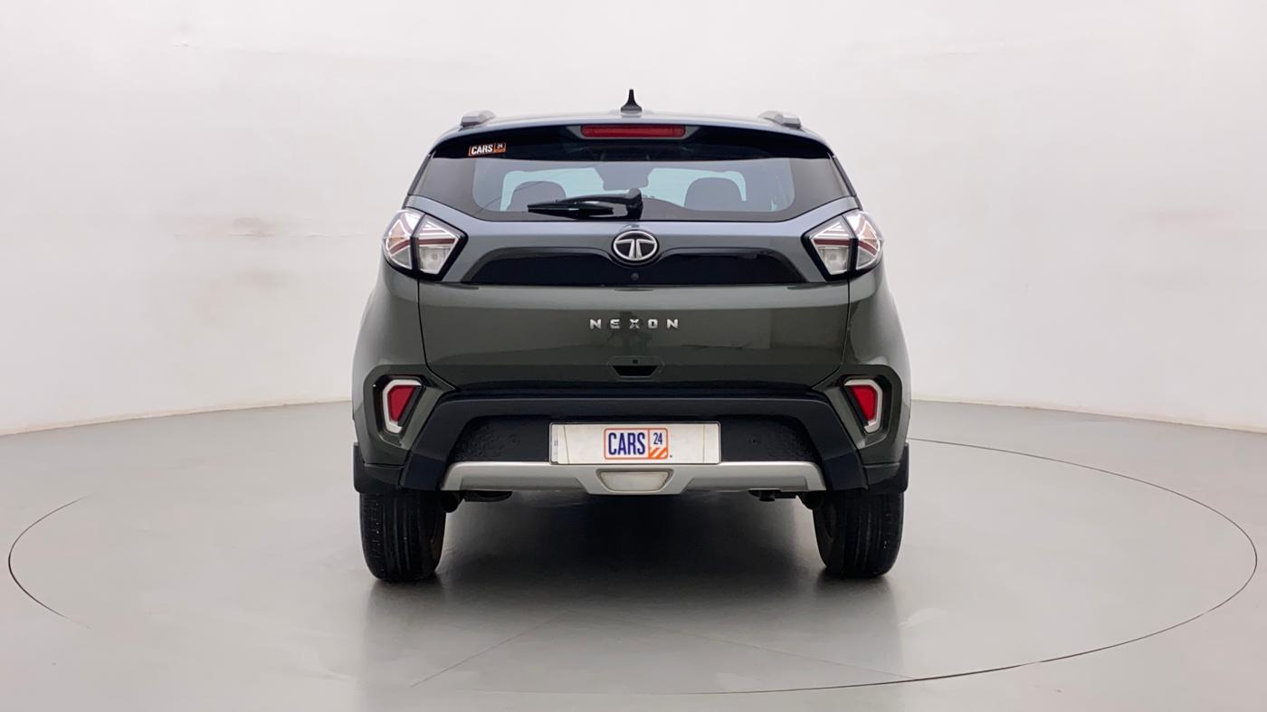 2022 Tata NEXON XZA PLUS (O) DIESEL DUAL TONE, Diesel, Automatic, 24,980 km, Back/Rear