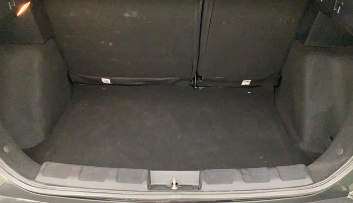 2022 Tata NEXON XZA PLUS (O) DIESEL DUAL TONE, Diesel, Automatic, 24,980 km, Boot Inside
