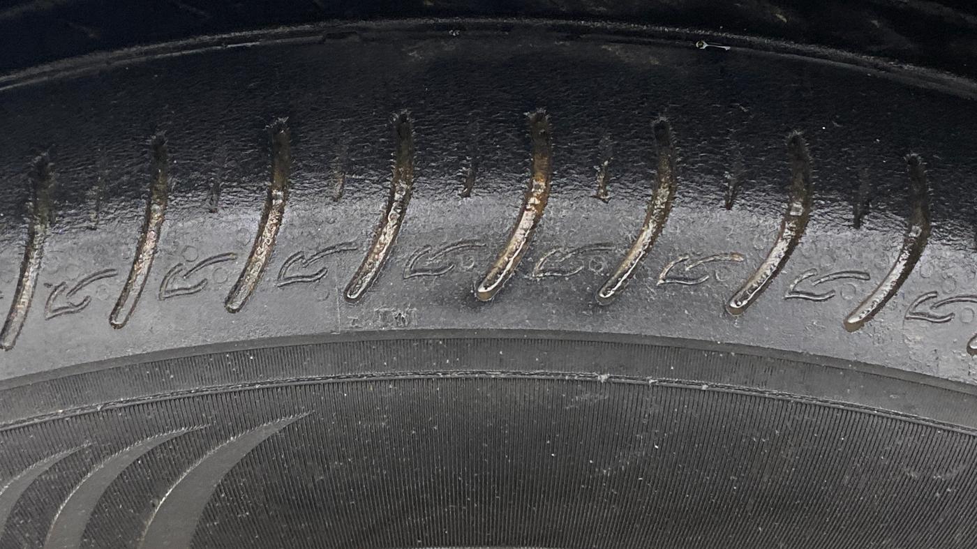 2015 Hyundai Creta SX PLUS AT 1.6 DIESEL, Diesel, Automatic, 94,640 km, Left Front Tyre Tread
