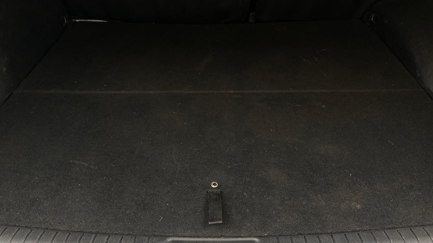 2015 Hyundai Creta SX PLUS AT 1.6 DIESEL, Diesel, Automatic, 94,640 km, Boot Inside