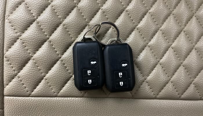 2020 Maruti Dzire ZXI AMT, Petrol, Automatic, 49,334 km, Key Close Up