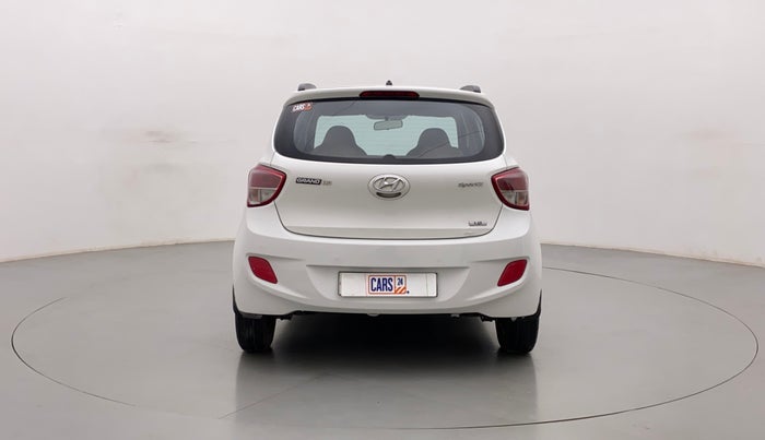 2015 Hyundai Grand i10 SPORTZ 1.2 KAPPA VTVT, Petrol, Manual, 67,331 km, Back/Rear