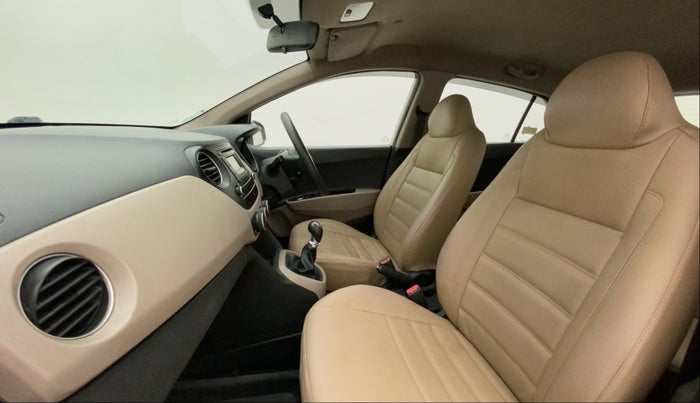 2015 Hyundai Grand i10 SPORTZ 1.2 KAPPA VTVT, Petrol, Manual, 67,331 km, Right Side Front Door Cabin