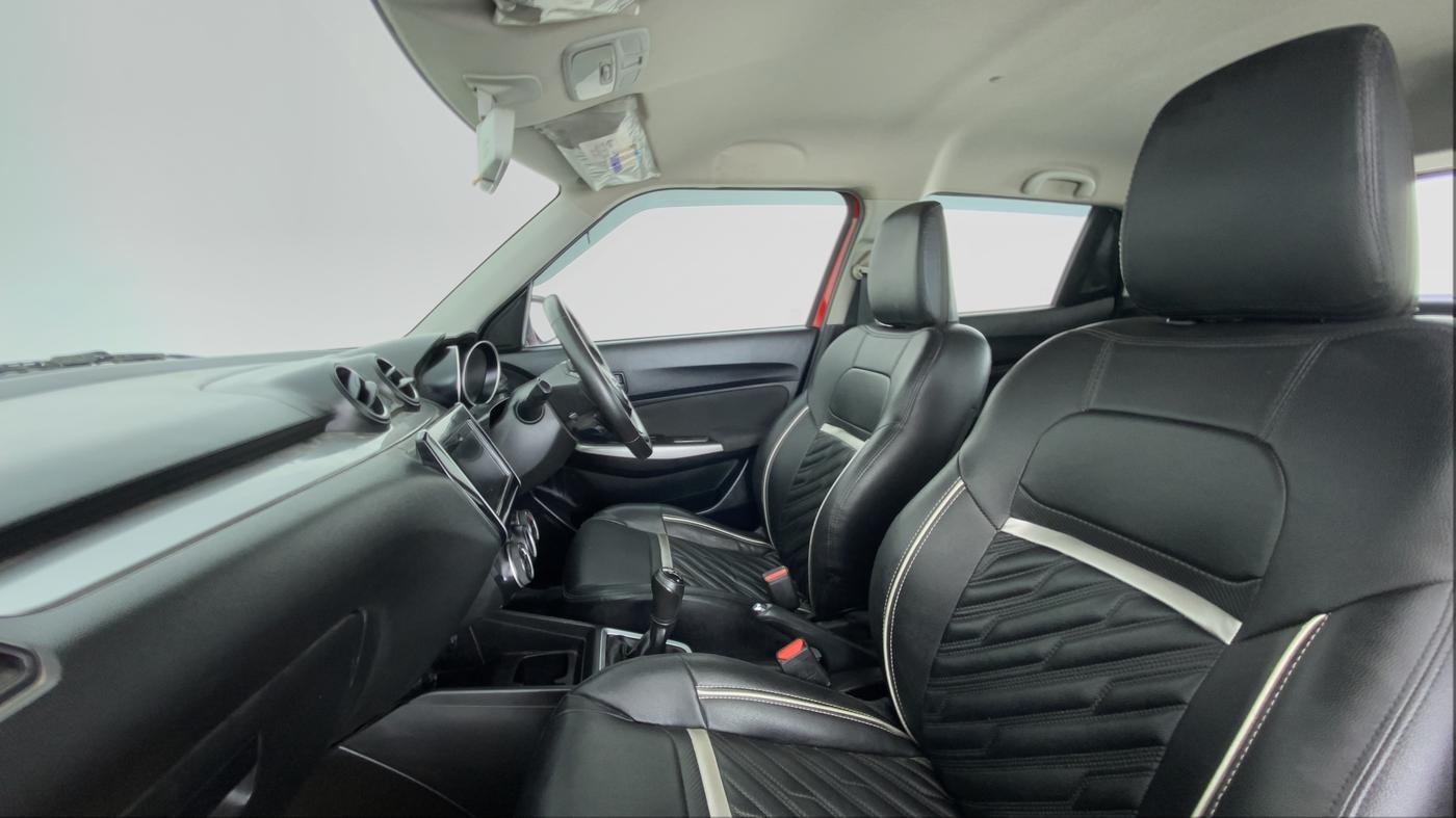 2018 Maruti Swift ZXI+, CNG, Manual, 50,188 km, Right Side Front Door Cabin