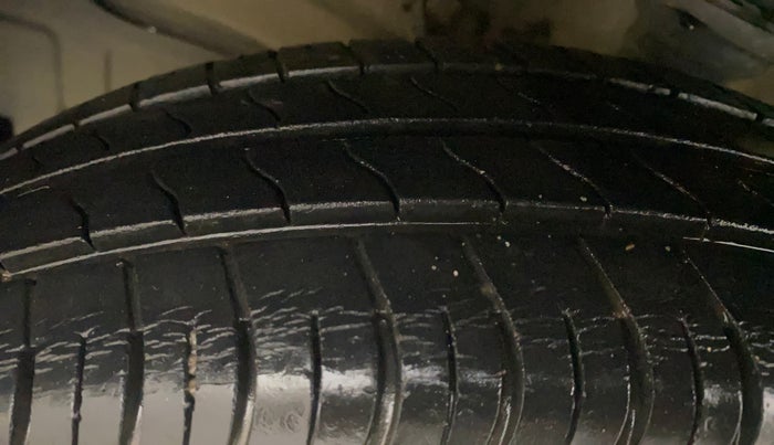 2022 Maruti S PRESSO VXI+, Petrol, Manual, 17,298 km, Left Front Tyre Tread