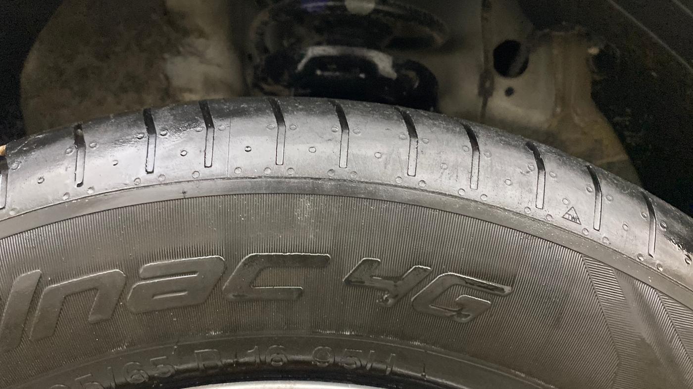 2023 Hyundai Creta EX 1.5 PETROL, Petrol, Manual, 42,919 km, Left Front Tyre Tread