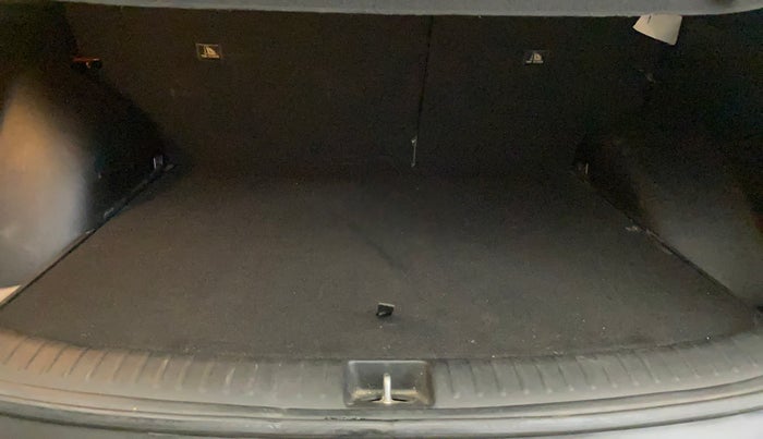 2023 KIA SELTOS HTX PETROL 1.5, Petrol, Manual, 39,079 km, Boot Inside