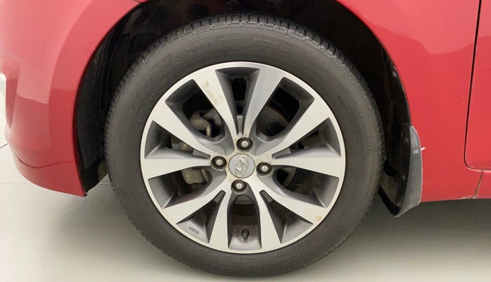2017 Hyundai Verna 1.6 VTVT SX AT, Petrol, Automatic, 15,842 km, Left Front Wheel